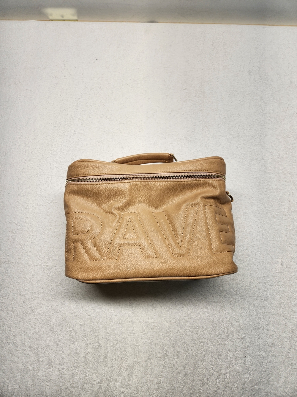 Kenz Kustomz- Tan Leather Travel Bag with Embossed 'TRAVEL' Detail